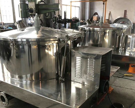 立式刮刀离心机效果好还是卧式刮刀效果好？